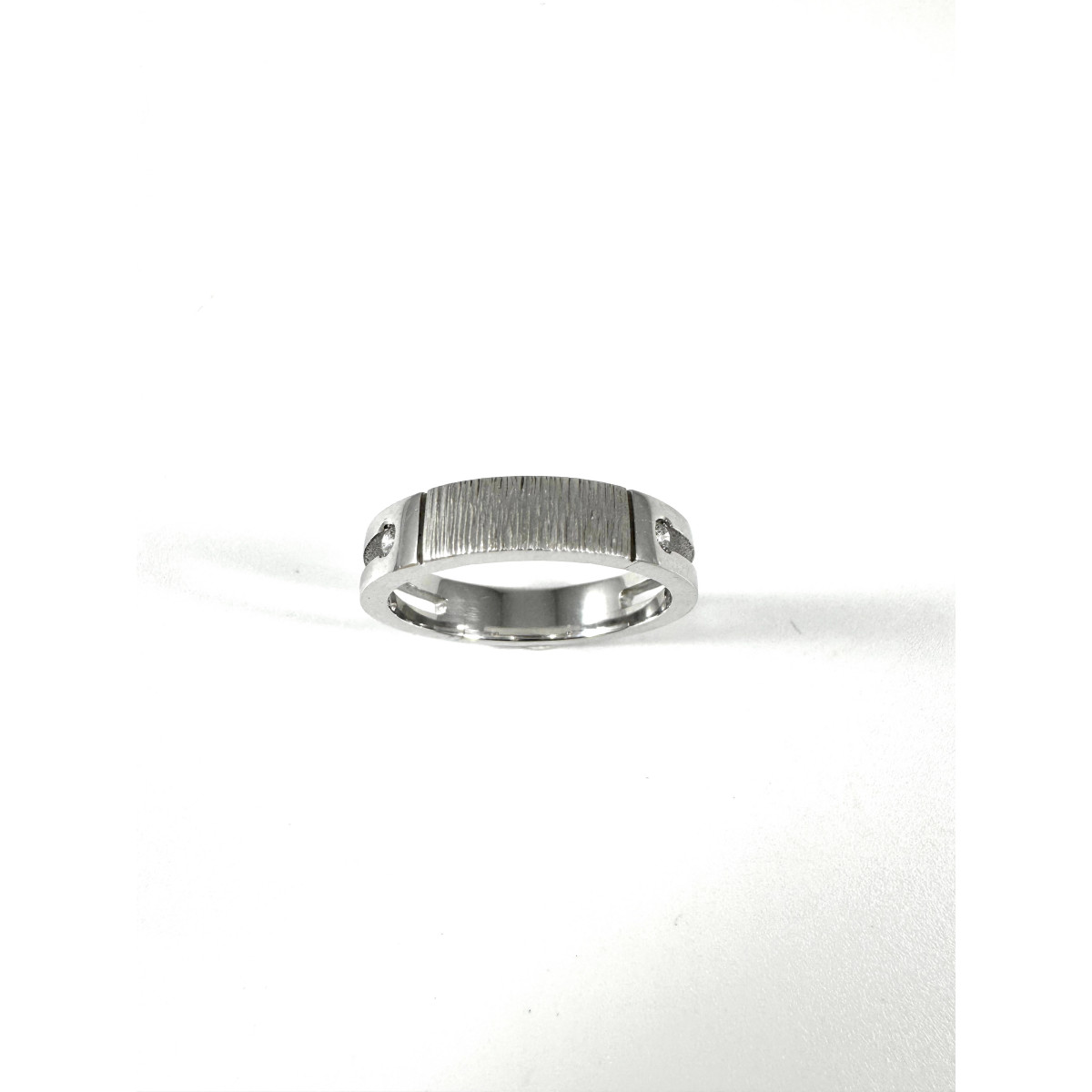 Anillo de Oro Blanco 18kt Mate Rasgado