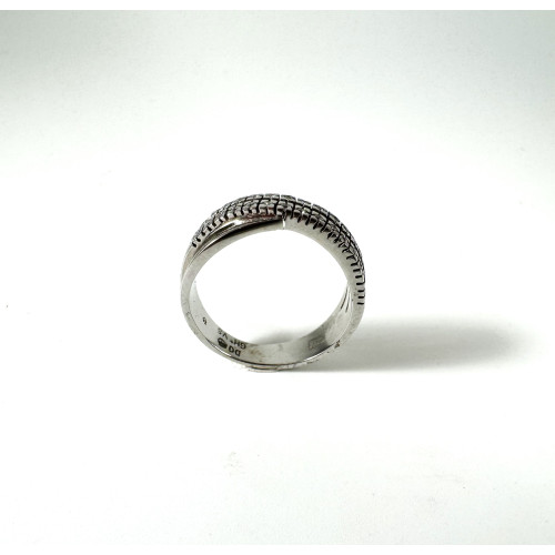 Anillo Entrelazado Oro Blanco y Diamantes