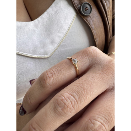 Anillo Oro Amarillo 18kt y Circonita